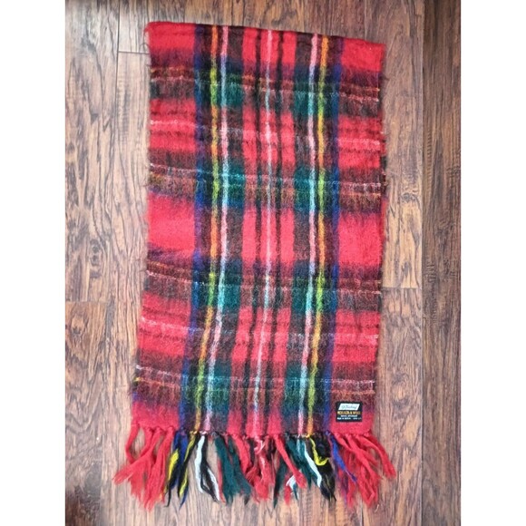 St.Michael Red Green Long Hair Tartan Plaid Mohair Wool Britain Scarf Wrap Lux - Picture 3 of 6